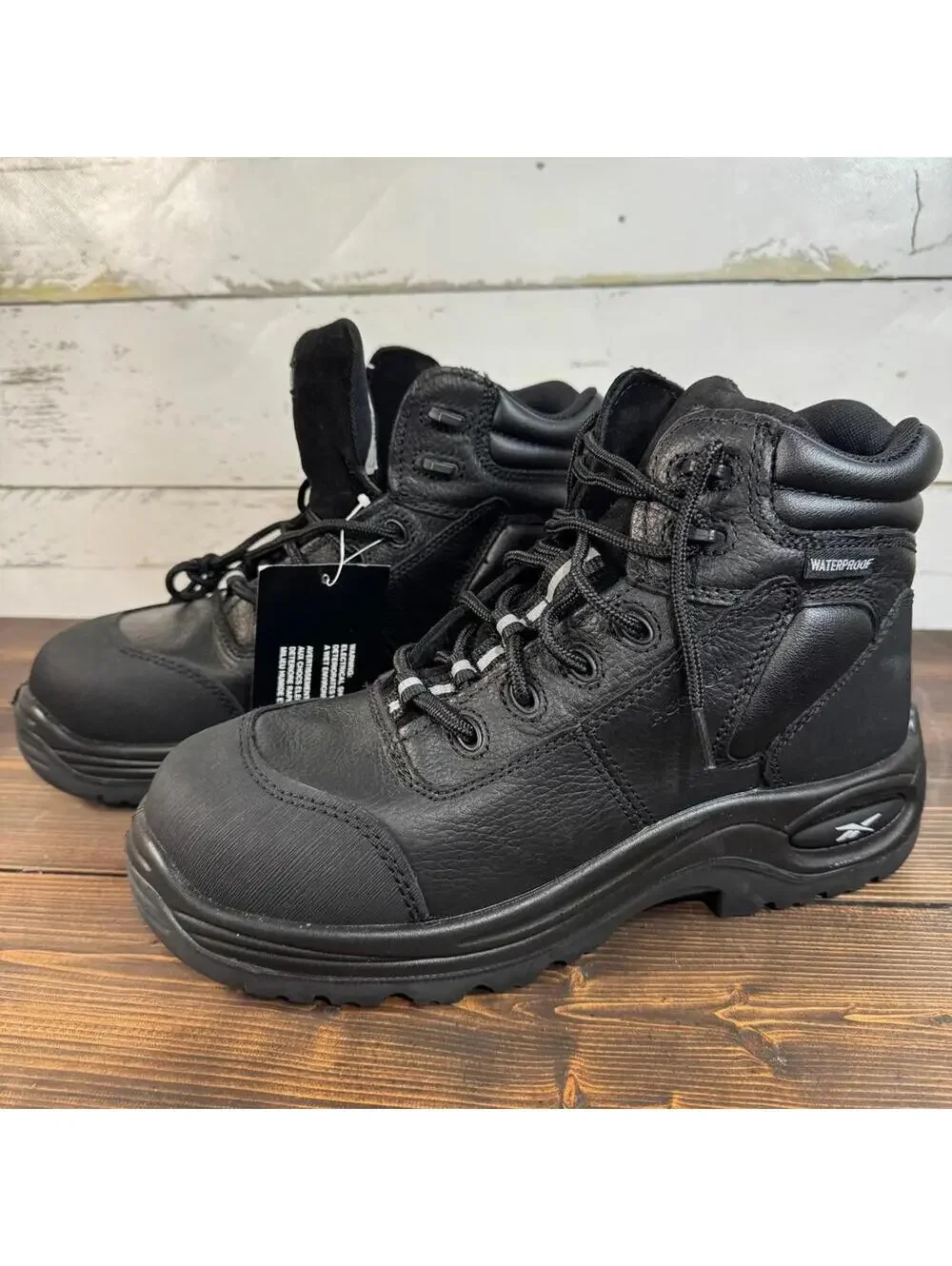 REEBOK TRAINEX WATERPROOF PUNCTURE RESISTANT SPORT BOOTS RB765 NWT 8M/10W WIDE